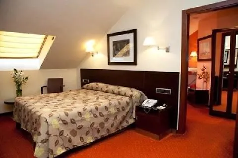 Hotel San Juan De Los Reyes Toledo