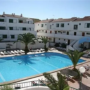https://alondras-park-apartments.tenerifehoteles.net